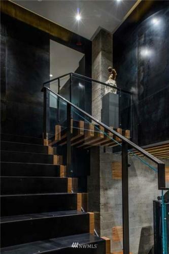 Classic Luxury Homes