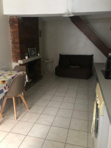 Maison En Centre Ville Avec Petite Cour