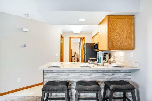Lighthouse Cove Condo Resort 501