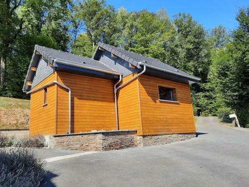 Chalet � L'or�e Du Bois Avec Parking
