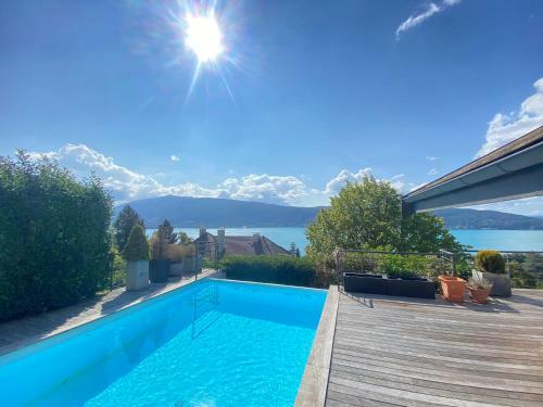 Villa With Beautiful Lake View Annecy