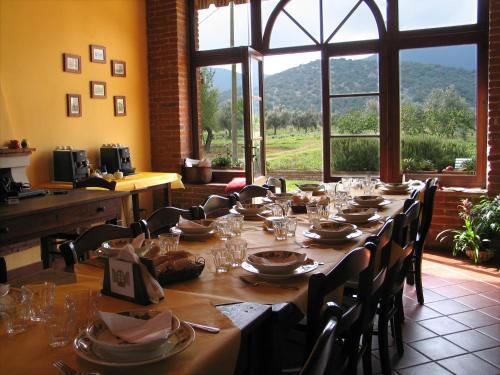 Agroturismo La Pulledraia Del Podere Montegrappa
