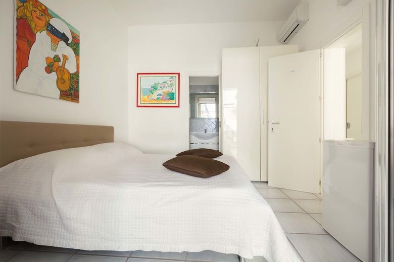 Bed & Breakfast Syrmata