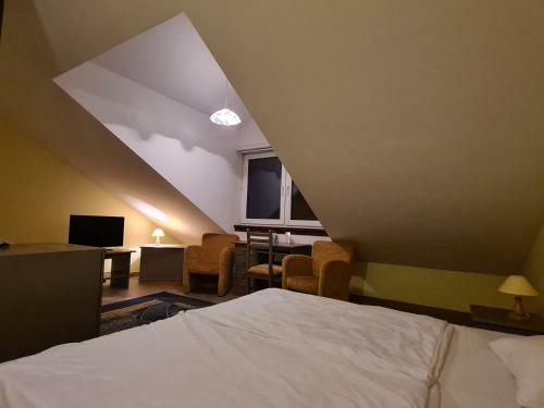 Hotel K?odzko