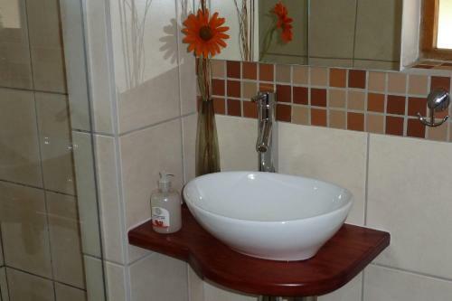 Hostal Marula Lodge