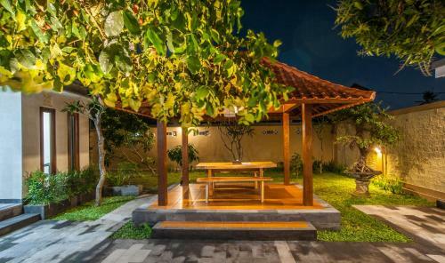 Hostal Astana Made Villas