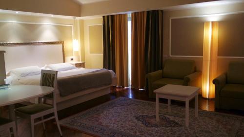Hotel Albergo Della Roccia