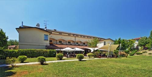 Hotel Albergo Della Roccia