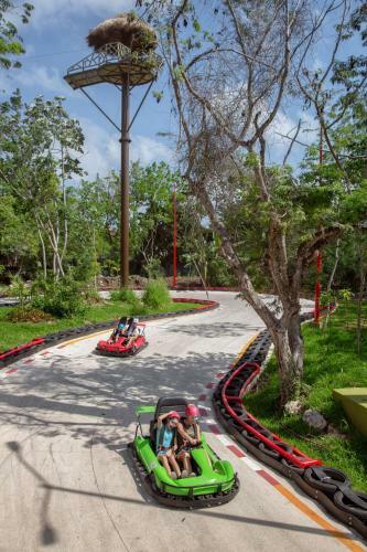 Hotel Barcel� Maya Tropical - All Inclusive