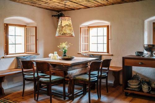 Bauernhaus D�rfl In Der Strass