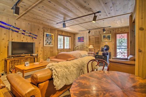 Tranquil Dumont Home With Creek And Mtn Views!
