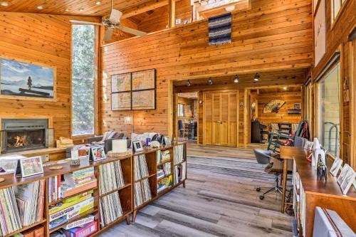 Tranquil Dumont Home With Creek And Mtn Views!
