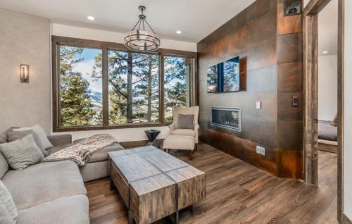 Skyes Peak Vacation Home At Windcliff Home