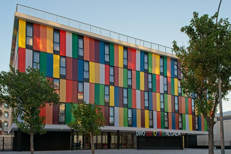 Hotel Dwo Colours Alcal�