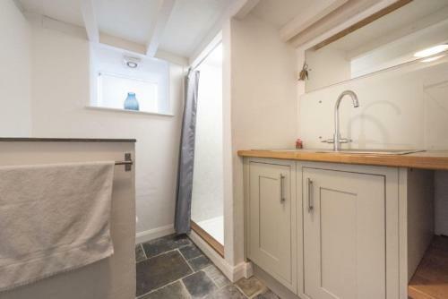 Dolor Cottage