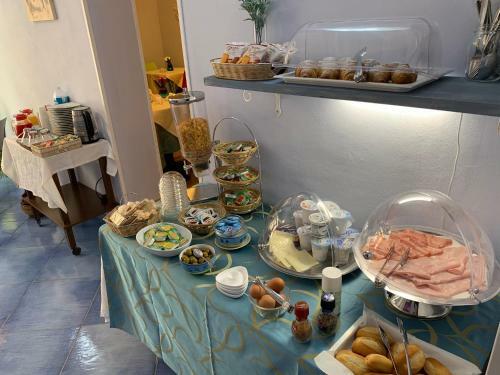 Hostal Badia Rooms & Breakfast