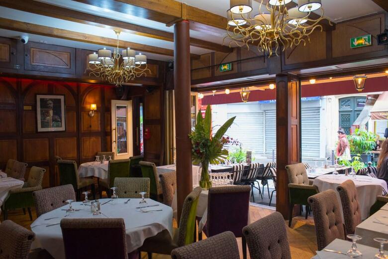 Hotel H�tel Du Mont Blanc