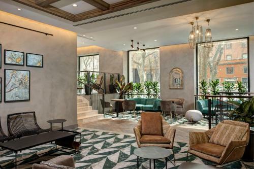 Hotel Doubletree By Hilton Rome Monti