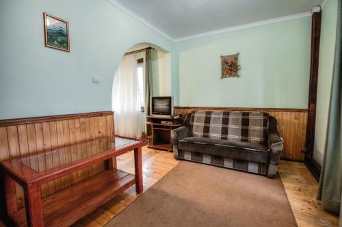 Vatra Hotel