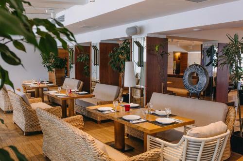 Hotel Sea Breeze Resort&residence