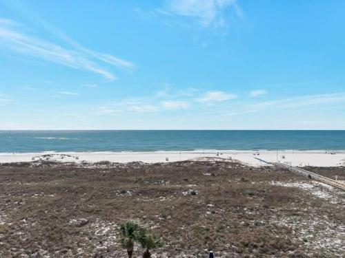 Apartamento Phoenix VI 6511 - Beachfront Updated Condo!