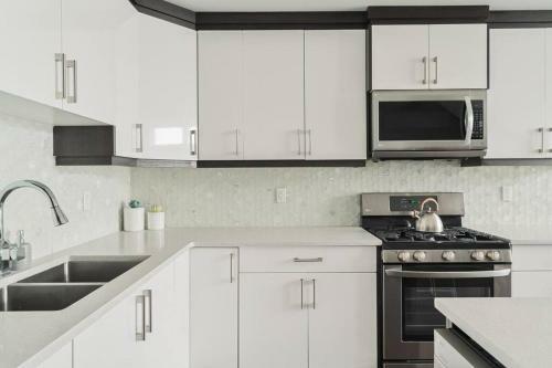 Apartamento 3br Spacious Home Wdowntown Views & Garage
