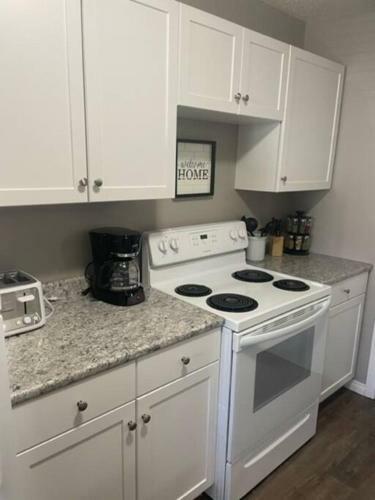 Lovely 2 Bedroom Apartment