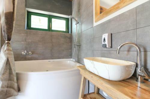 Villa Lorela Mit Privatem Pool