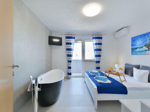 Villa Sara 4*