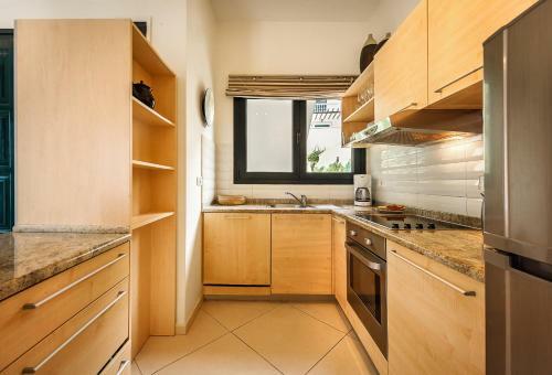 Apartaments Dobrota With Magical View & Swimming Pool