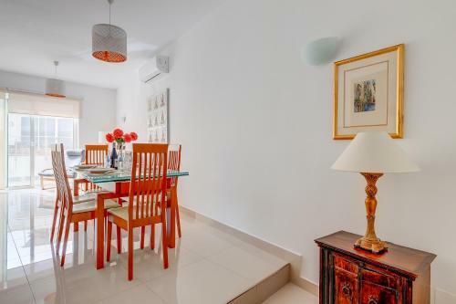 Prime Location Apartment With Side Seaviews