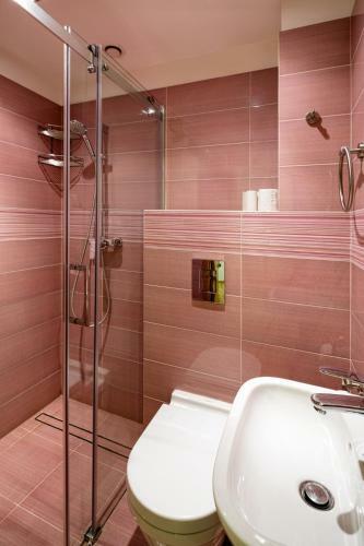 Old Riga Two Bedroom Apartment At Galleria
