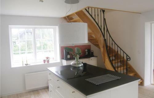 Four-bedroom Holiday Home In Beddingestrand