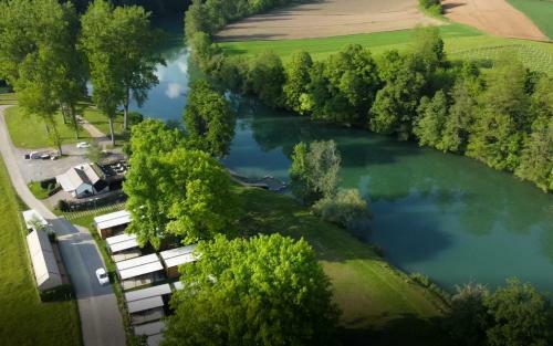 Sindi's Tiny House By Kolpa River