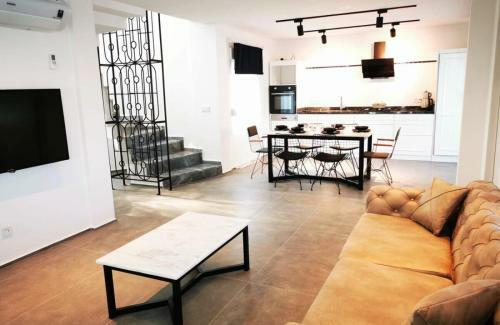 Spectacular Villa With Private Pool In Antalya