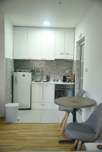 Dekart Apartment
