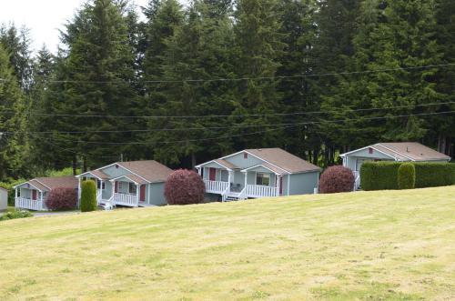 Lodge Alert Bay Resort
