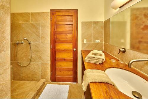 Hotel Rain Forest Lodge