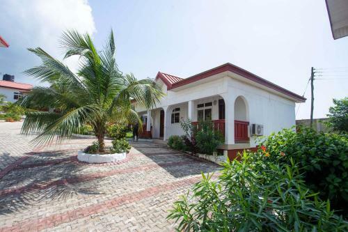 Royal Elmount Hotel