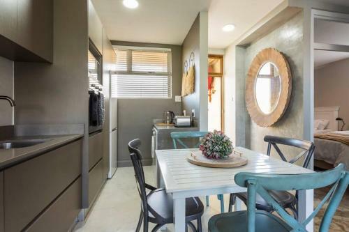 Apartamento 107 Laballito-luxury Steps Away From Willard Beach