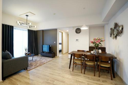 Apartamento The First Stay Hotel