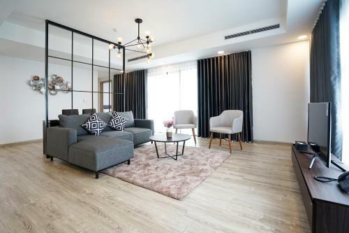Apartamento The First Stay Hotel