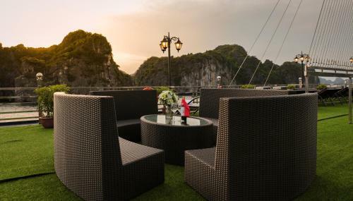 La Pandora Cruises