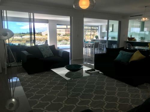 Family Beachside Luxury
