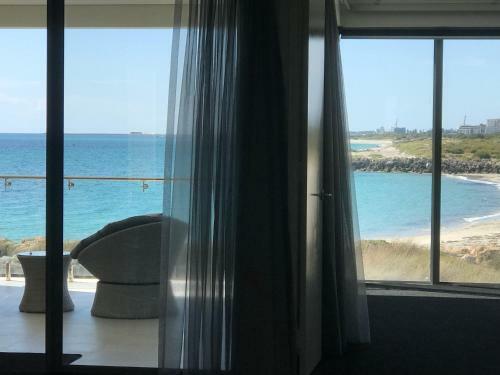 Family Beachside Luxury