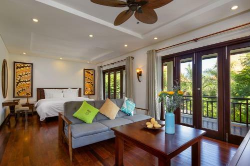 Deluxe Villas In Da Nang Resort