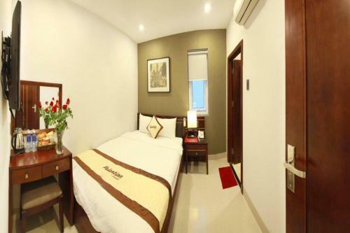 Valentine Hotel