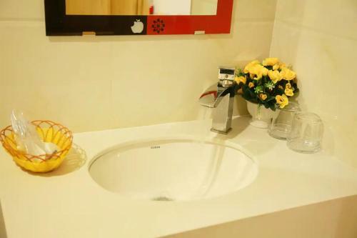 Valentine Hotel