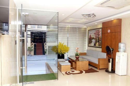 Valentine Hotel