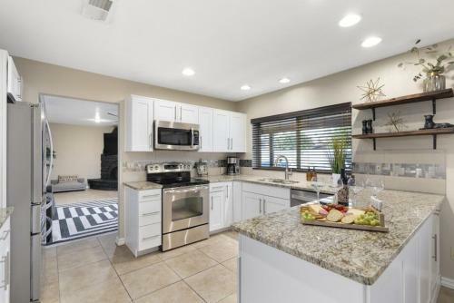 Entertainers Dream 4 Bdrm Htd Pool Games